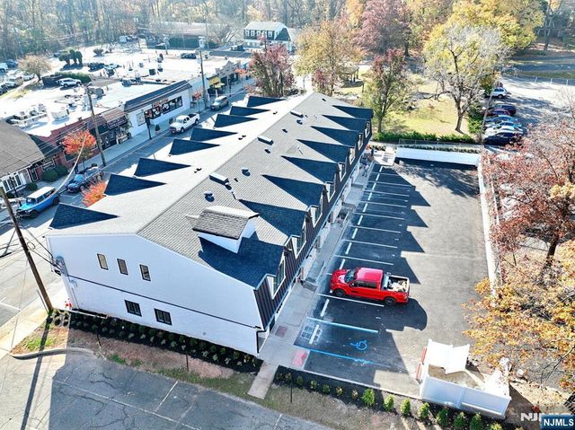 160 Terrace Street 2G, Haworth, NJ 07641