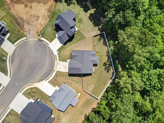 1255 Boulder Pass Rd, Clarksville, TN 37040