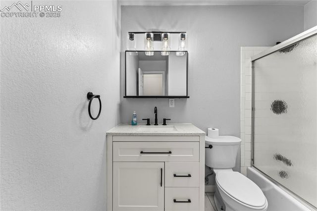 526 Griffith Way, Colorado Springs, CO 80911