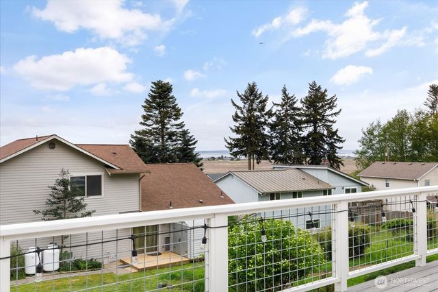 1070 Halsey Drive, Coupeville, WA 98239