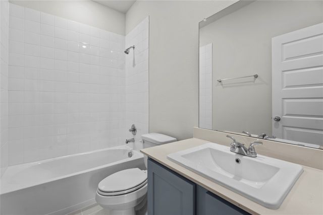 718 Parkside Drive, Lavon, TX 75166