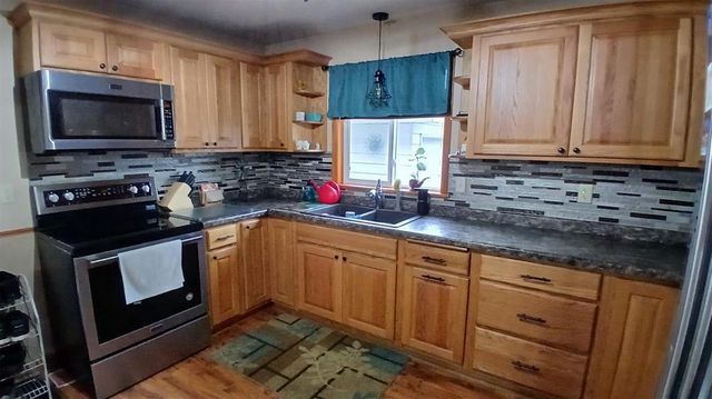 3339 160th St, Chippewa Falls, WI 54729