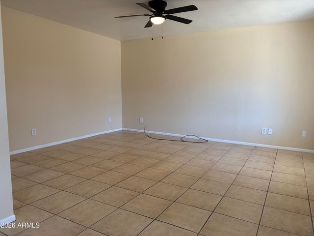 9920 N 97th Drive B, Peoria, AZ 85345