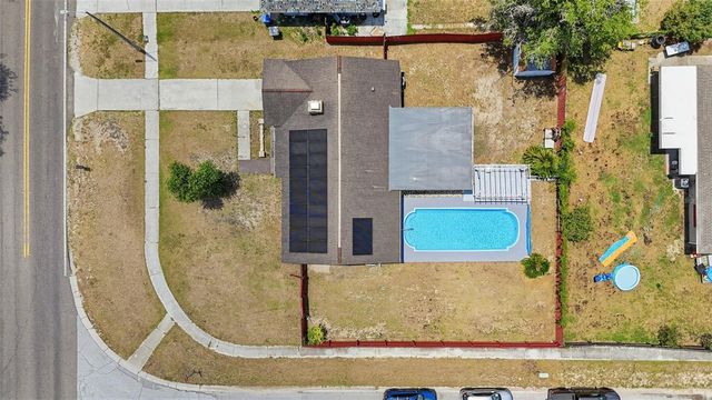 5020 PINE STREET, Seffner, FL 33584
