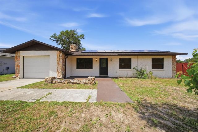 5020 PINE STREET, Seffner, FL 33584