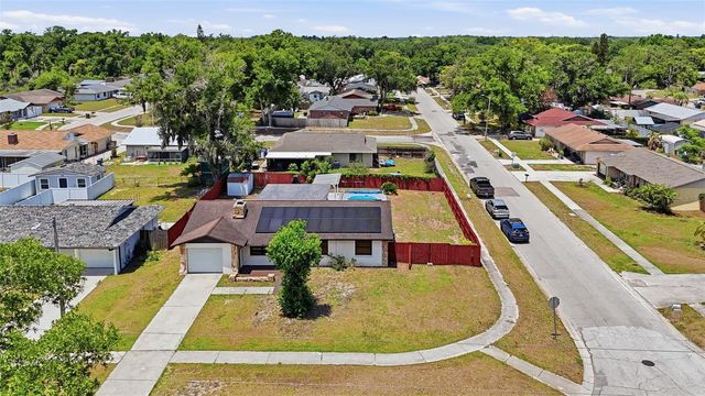 5020 PINE STREET, Seffner, FL 33584