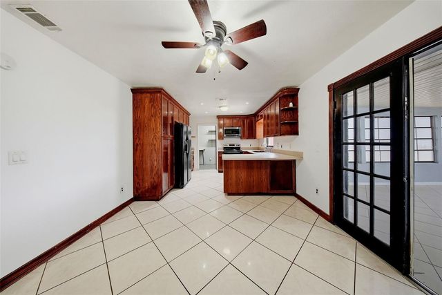 5020 PINE STREET, Seffner, FL 33584
