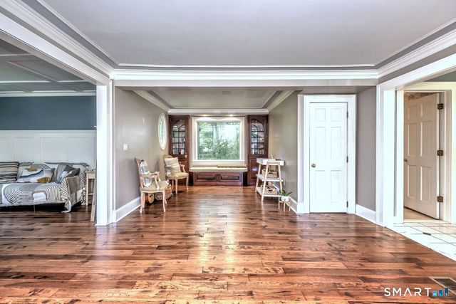 409 Dogburn Lane, Orange, CT 06477