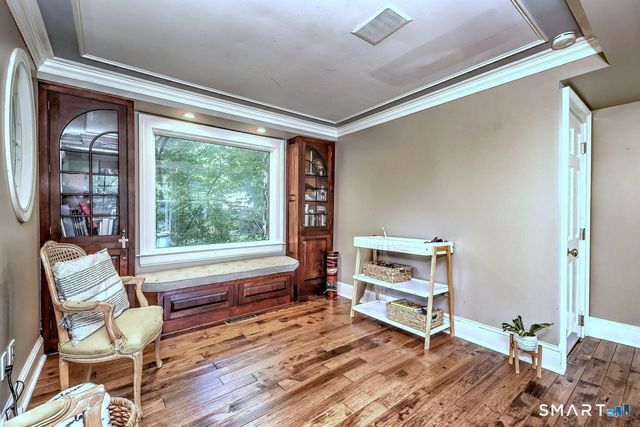 409 Dogburn Lane, Orange, CT 06477