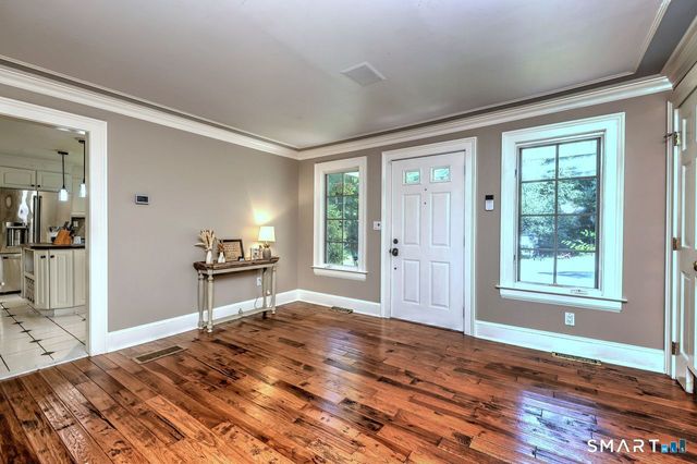 409 Dogburn Lane, Orange, CT 06477