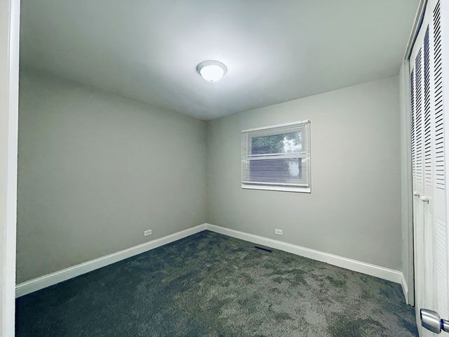 18595 W Judy Drive, Gurnee, IL 60031