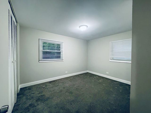 18595 W Judy Drive, Gurnee, IL 60031