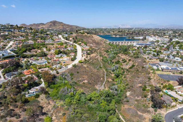 6626 Del Cerro Blvd, San Diego, CA 92120