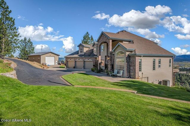 10715 N Payment Peak RD, Hauser, ID 83854