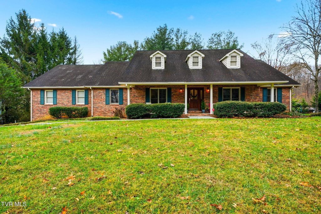 3303 Honeywood Drive, Johnson City, TN 37604