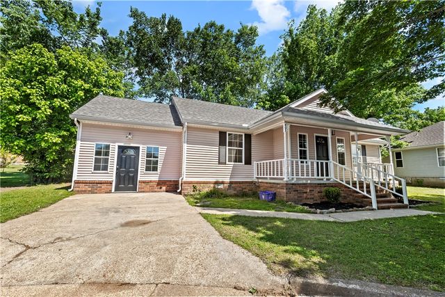 403 Swofford Street, Berryville, AR 72616
