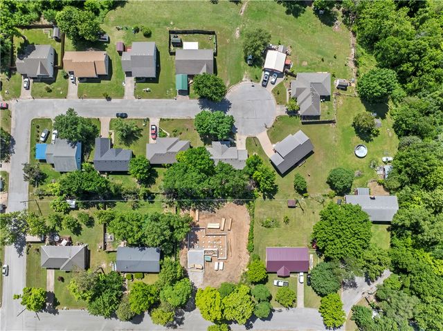 403 Swofford Street, Berryville, AR 72616