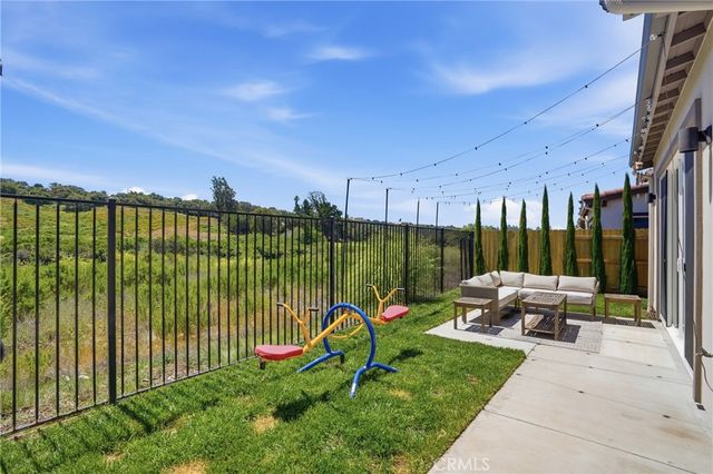 1158 Flax Drive, Santa Maria, CA 93455