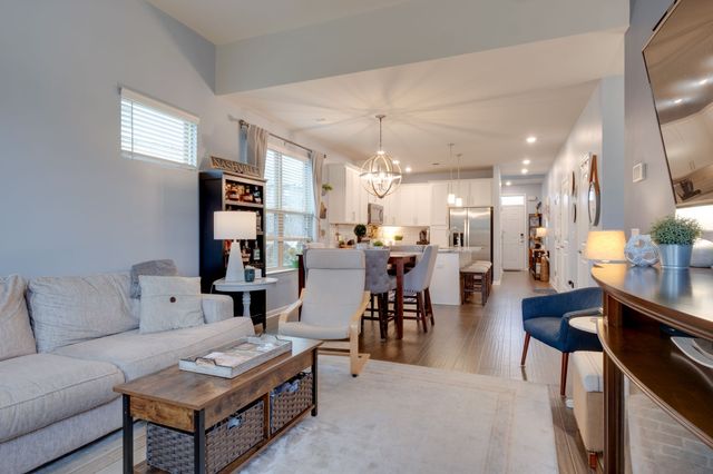 112 Bluestem Ct, Lebanon, TN 37090