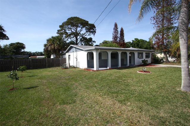 141 W CONNECTICUT AVENUE, Edgewater, FL 32132