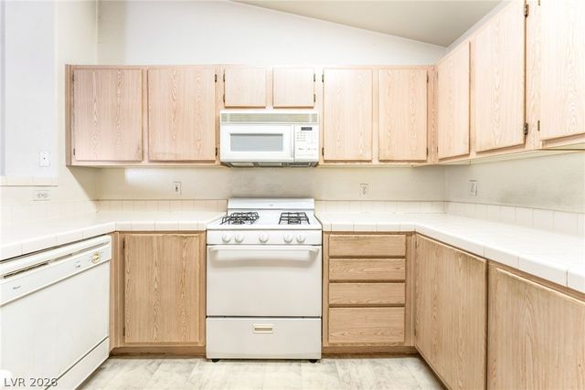 601 Devonhall Street 201, Las Vegas, NV 89145