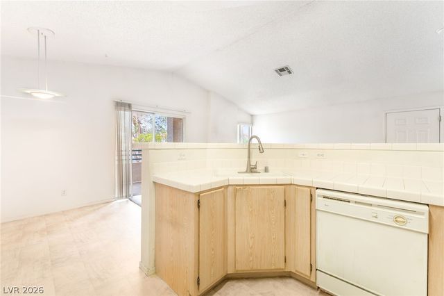 601 Devonhall Street 201, Las Vegas, NV 89145