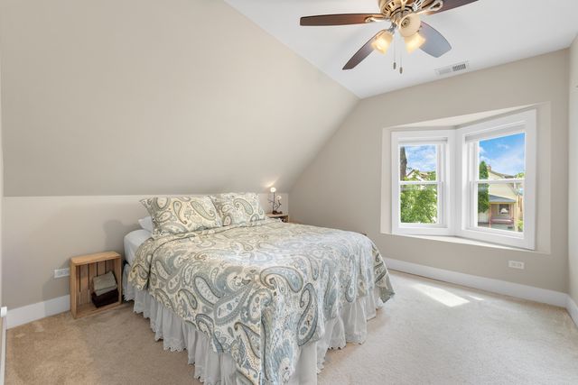 3136 S Komensky Avenue, Chicago, IL 60623