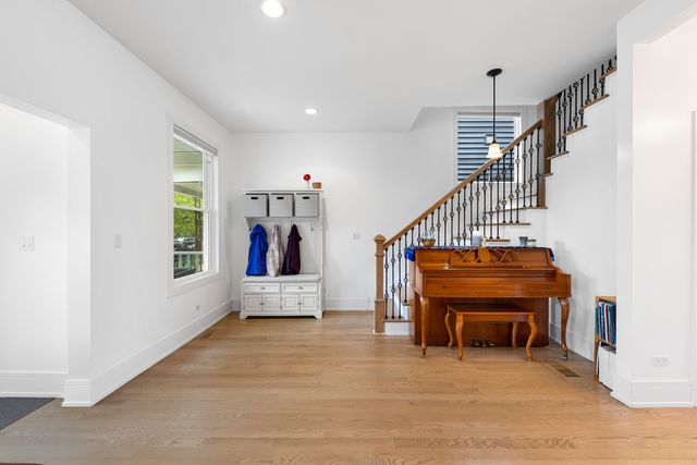 3136 S Komensky Avenue, Chicago, IL 60623
