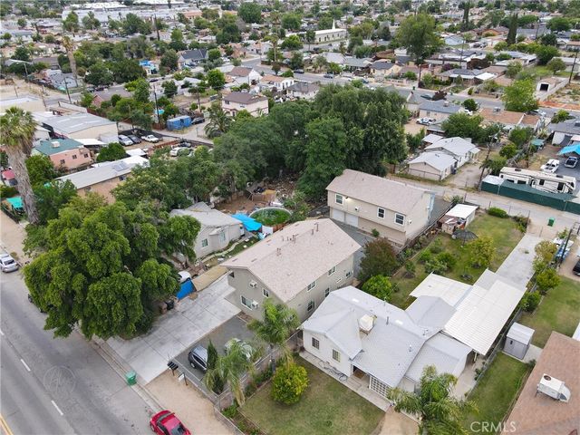 2207 River, Bakersfield, CA 93305