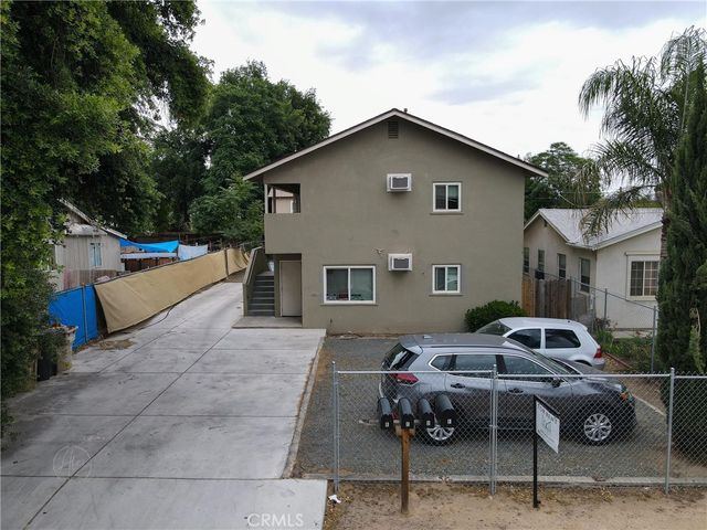 2207 River, Bakersfield, CA 93305