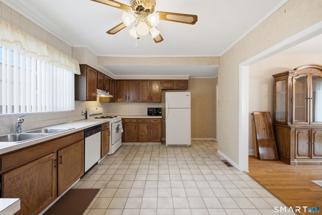 21 Culloden Road, Stamford, CT 06902