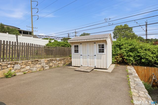 21 Culloden Road, Stamford, CT 06902