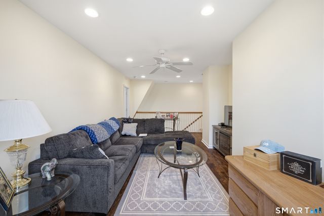 21 Culloden Road, Stamford, CT 06902