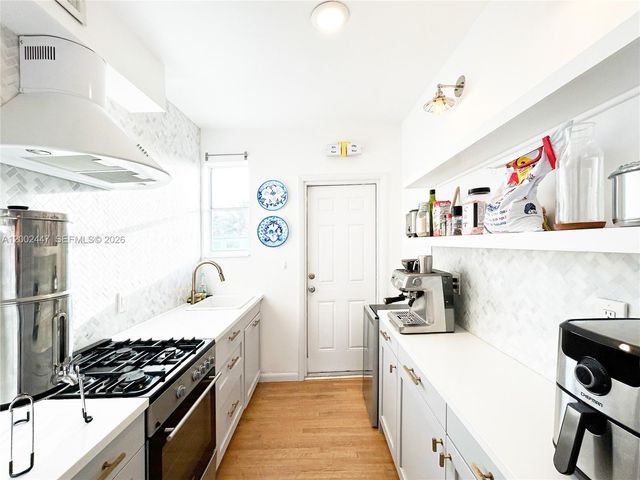 1255 Marseille Dr 20, Miami Beach, FL 33141