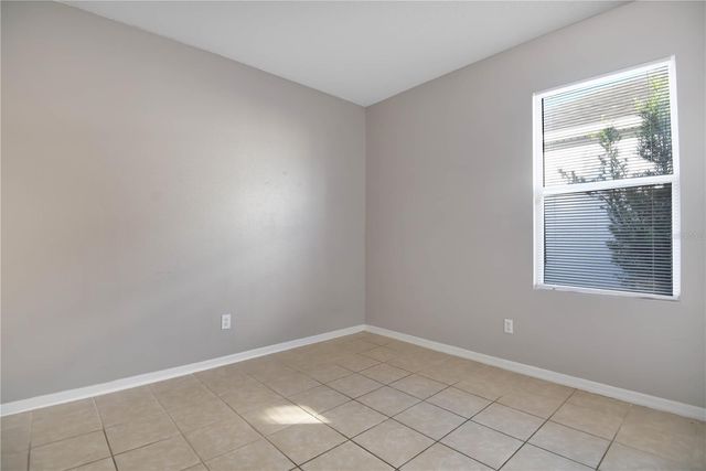 915 KNOLLWOOD DRIVE, Davenport, FL 33837