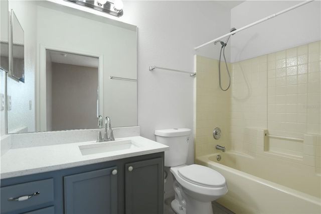 915 KNOLLWOOD DRIVE, Davenport, FL 33837