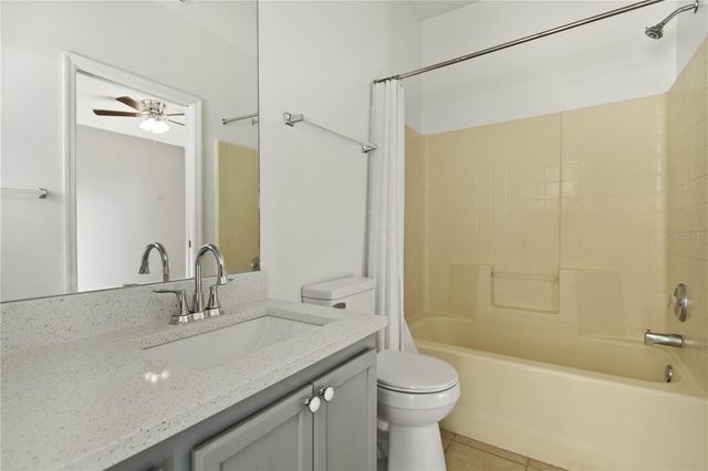 915 KNOLLWOOD DRIVE, Davenport, FL 33837