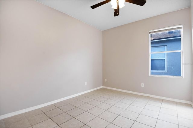 915 KNOLLWOOD DRIVE, Davenport, FL 33837