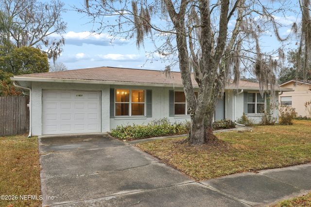 11631 EAST RIDE Drive, Jacksonville, FL 32223