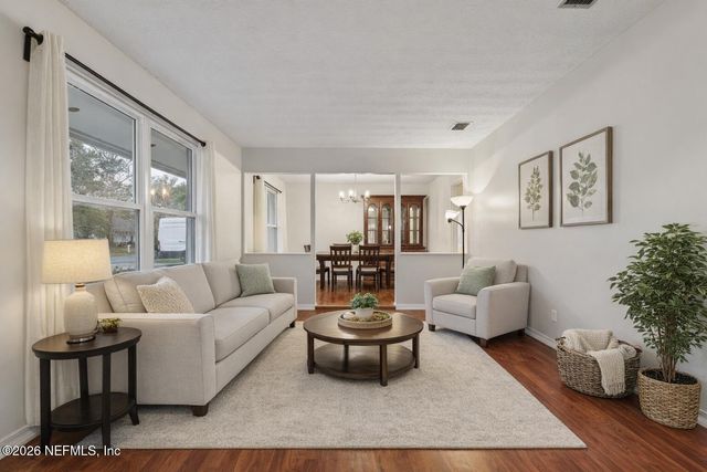 11631 EAST RIDE Drive, Jacksonville, FL 32223