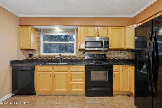 11631 EAST RIDE Drive, Jacksonville, FL 32223