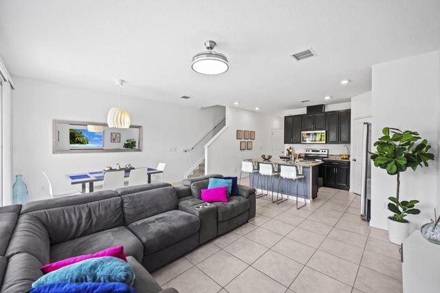 941 Seabright Avenue, West Palm Beach, FL 33413