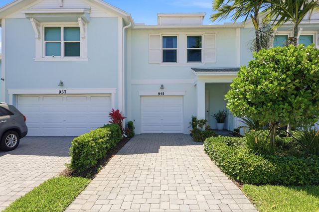 941 Seabright Avenue, West Palm Beach, FL 33413