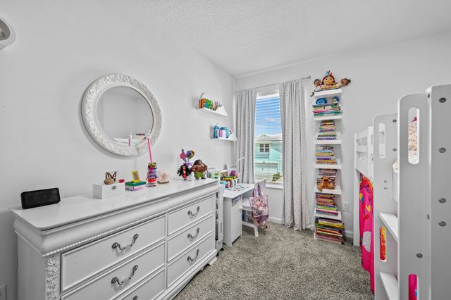 941 Seabright Avenue, West Palm Beach, FL 33413