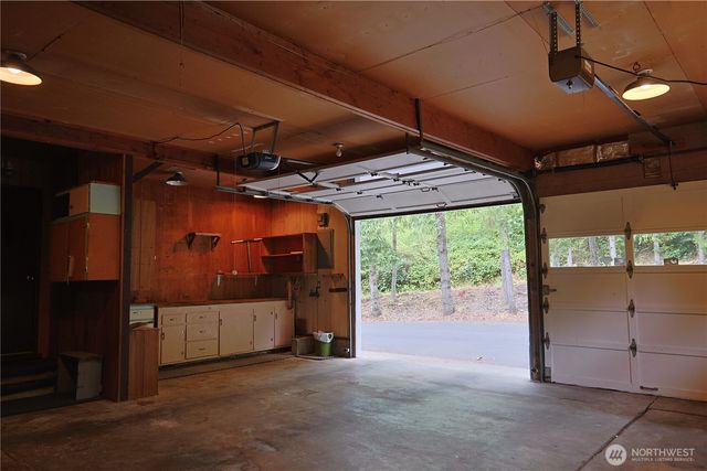 1498 SW Cook Road, Port Orchard, WA 98367