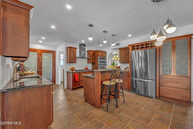 621 Rosinante Road, El Paso, TX 79922