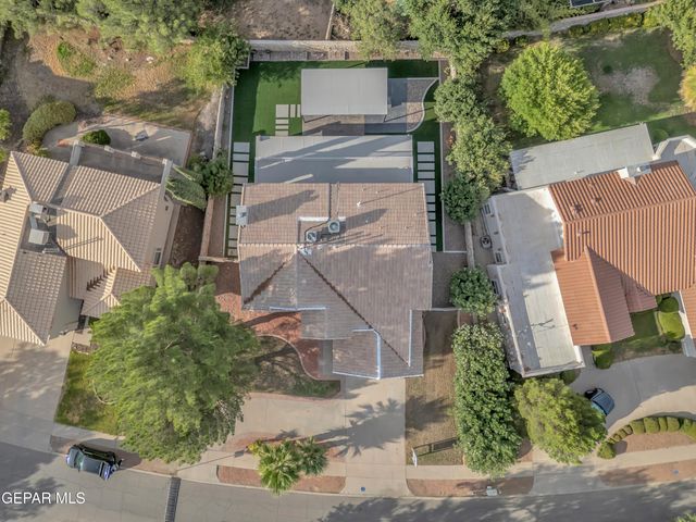 621 Rosinante Road, El Paso, TX 79922