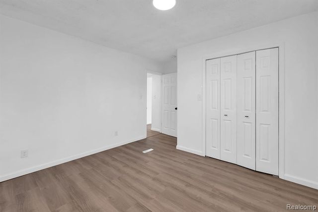 8029 Roosevelt Street, Taylor, MI 48180