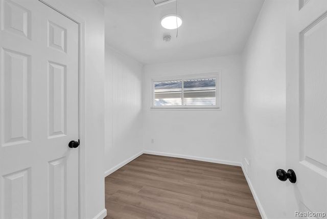 8029 Roosevelt Street, Taylor, MI 48180