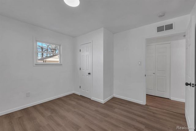 8029 Roosevelt Street, Taylor, MI 48180